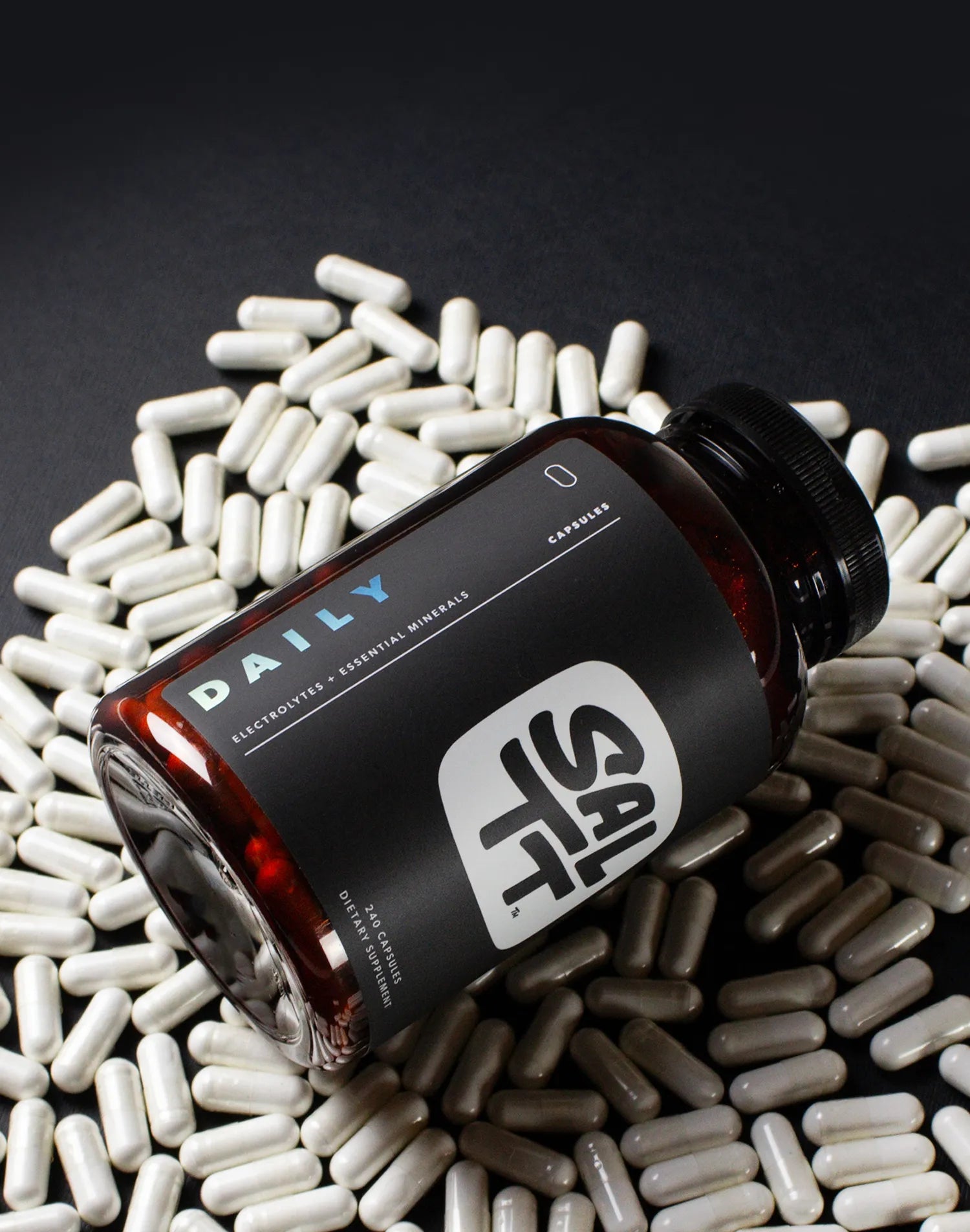 Daily Capsules bottle on capsule supplements